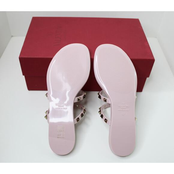 Valentino Garavani Rockstud Flat Rubber Sandal, Size 37 - Picture 4 of 7